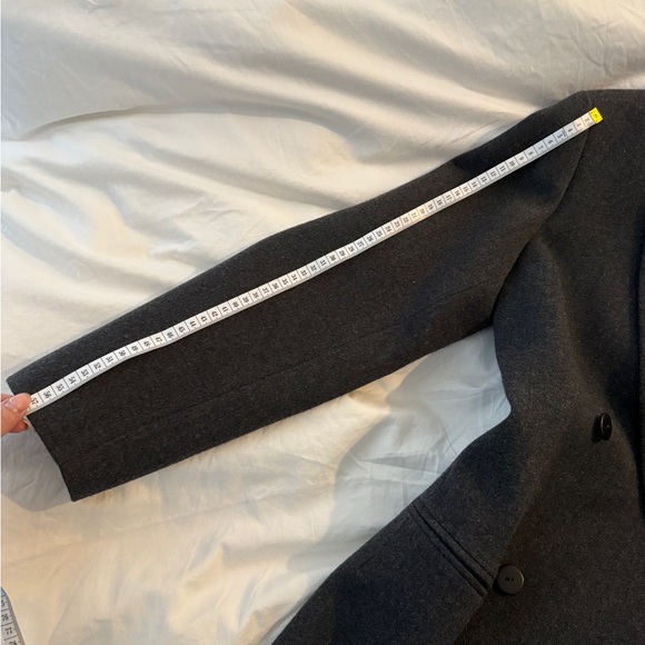 Raey exaggerated shoulder wool blend tux blazer - Picture 8 of 10